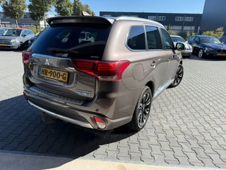 Mitsubishi Outlander – thumbnail 4