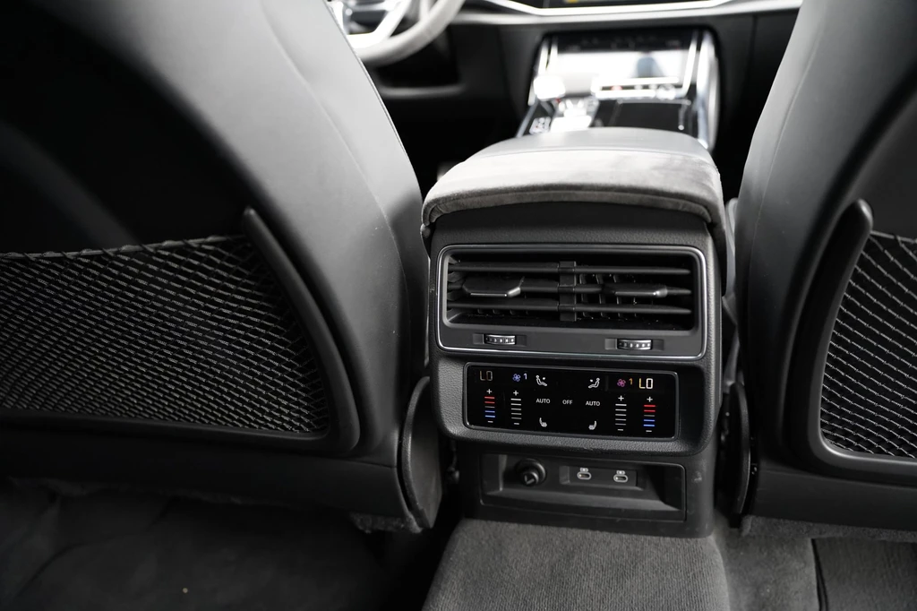 Audi RSQ8 – foto 45