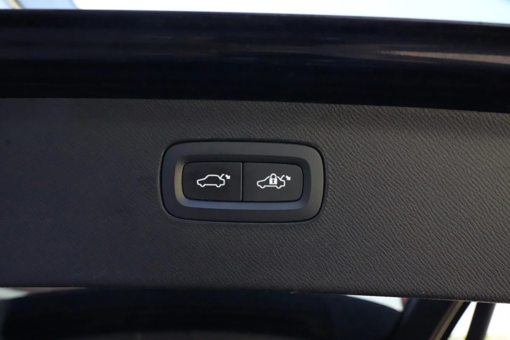 Volvo XC90 – foto 28
