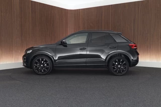 Volkswagen T-Roc – thumbnail 2
