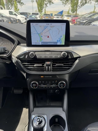 Ford Kuga – thumbnail 10