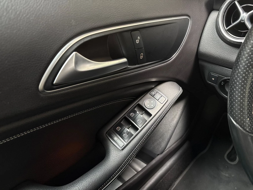 Mercedes-Benz GLA – foto 18