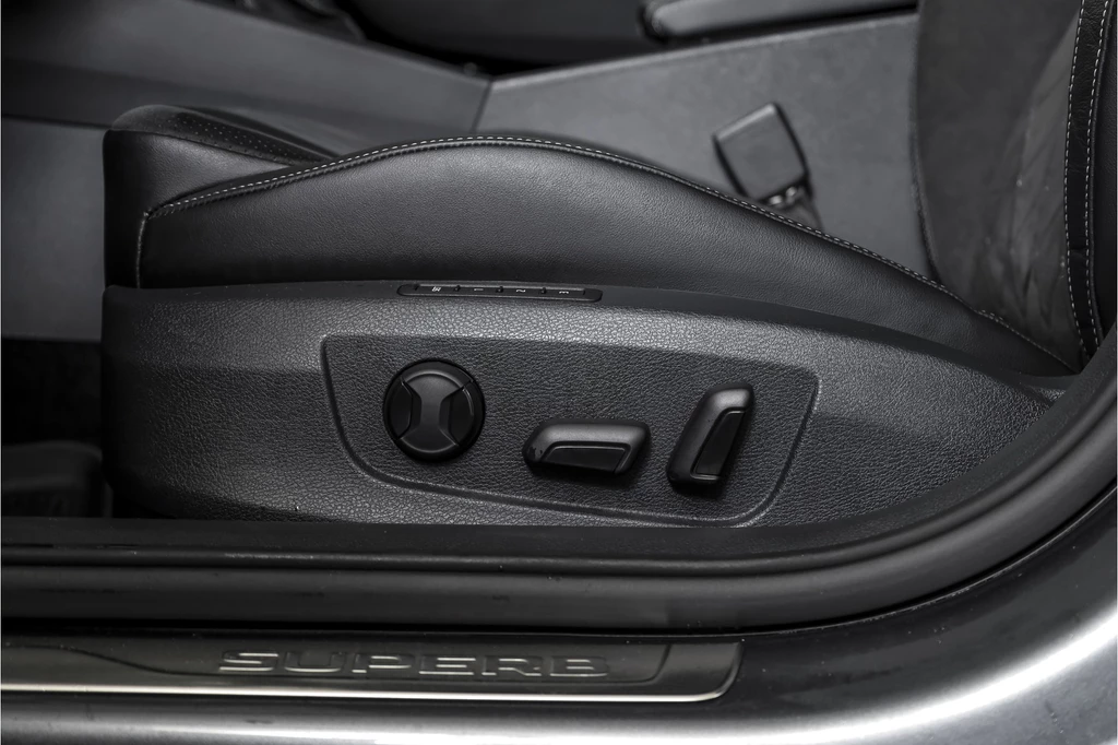 Škoda Superb – foto 19
