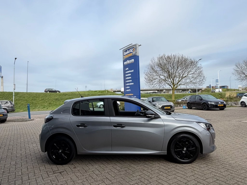 Peugeot 208 – foto 13