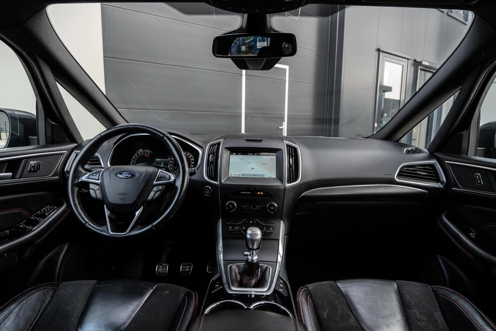 Ford S-Max – foto 9