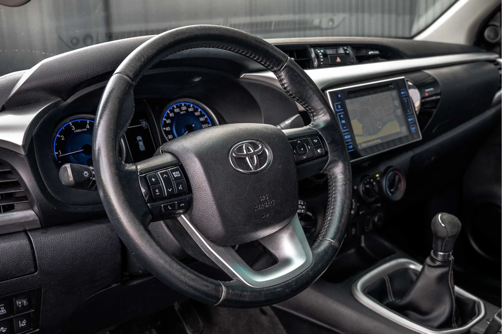 Toyota Hilux – foto 10
