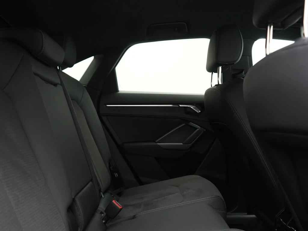 Audi Q3 – foto 16