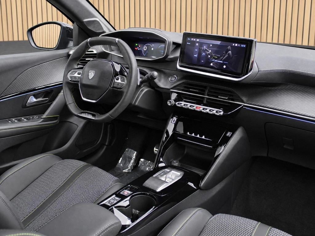 Peugeot 208 – foto 9