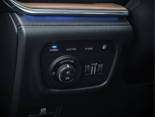 Jeep Grand Cherokee – thumbnail 16