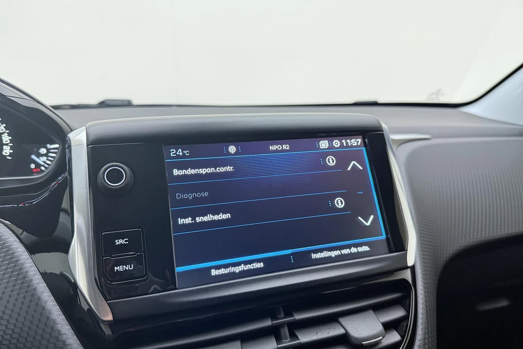 Peugeot 208 – foto 24