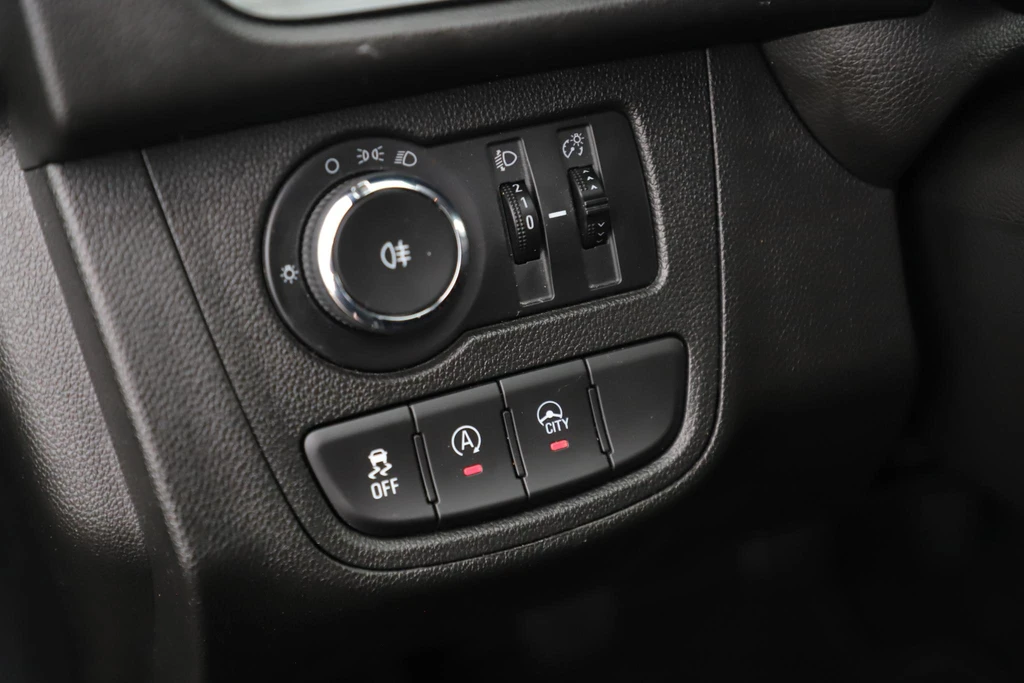 Opel KARL – foto 12