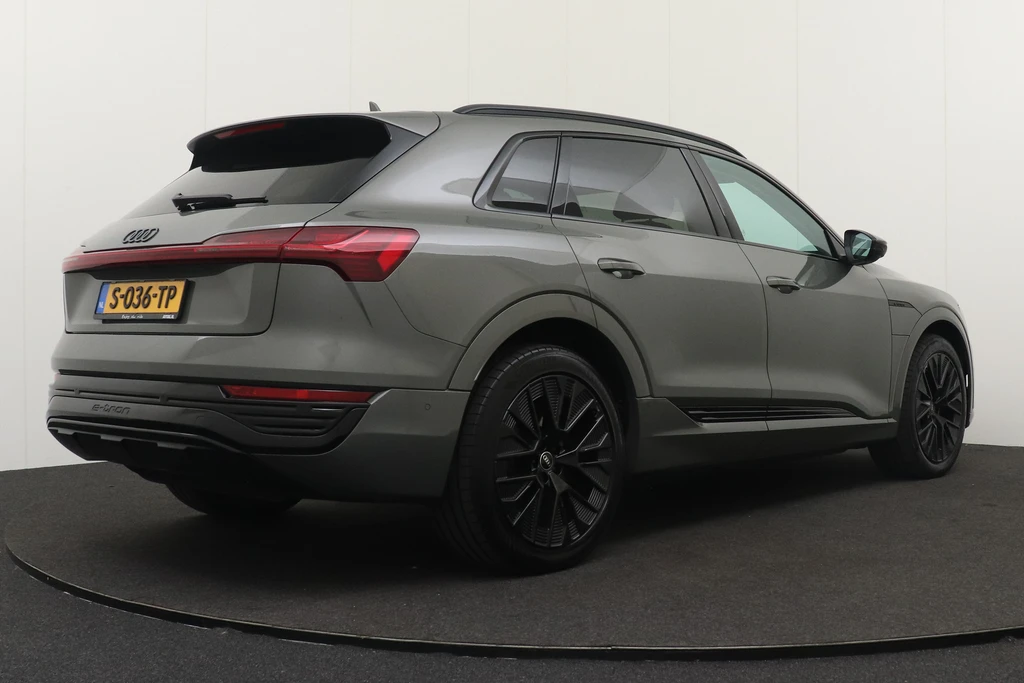 Audi Q8 e-tron – foto 4