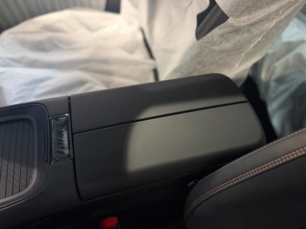 Lynk & Co 08 – foto 26