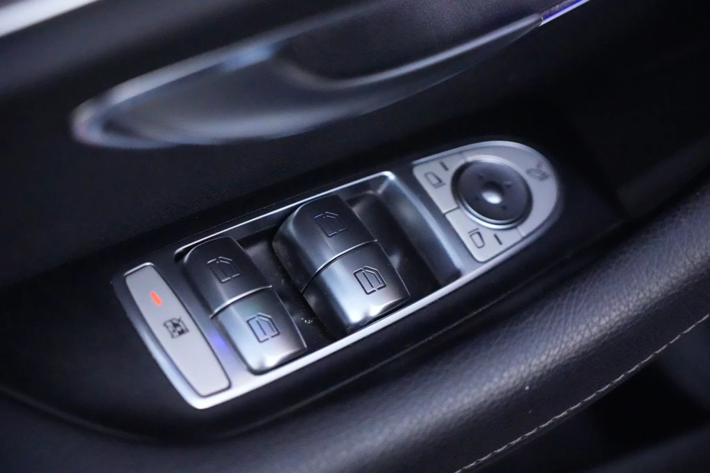 Mercedes-Benz E-Klasse – foto 24
