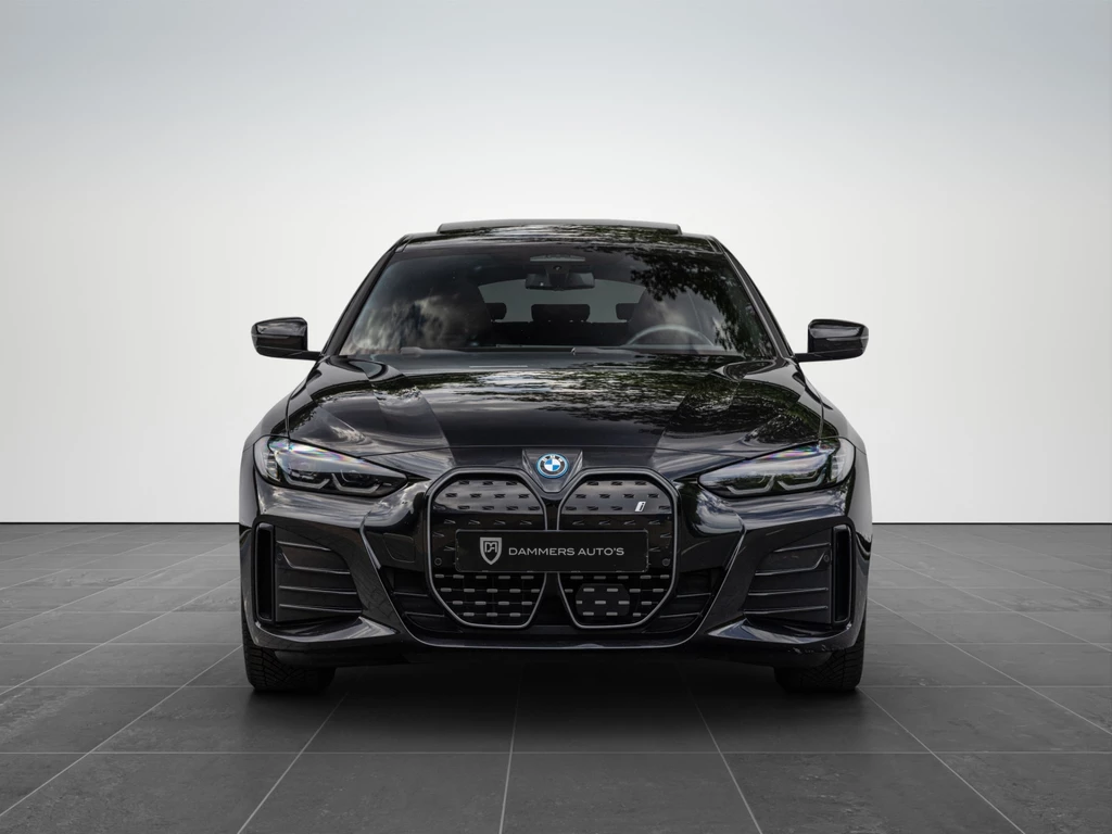 BMW i4 – foto 10
