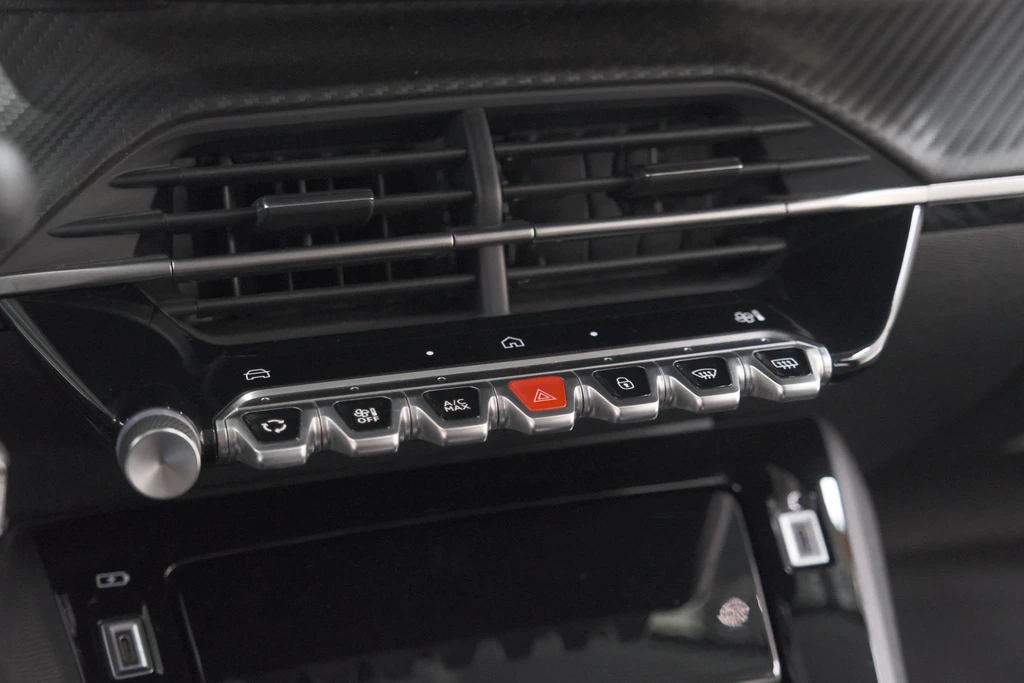 Peugeot 208 – foto 50