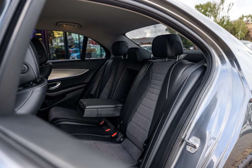 Mercedes-Benz E-Klasse – foto 21