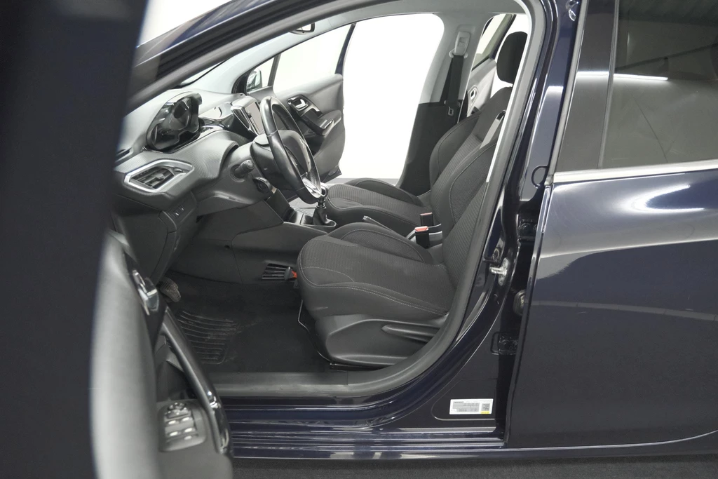 Peugeot 208 – foto 36