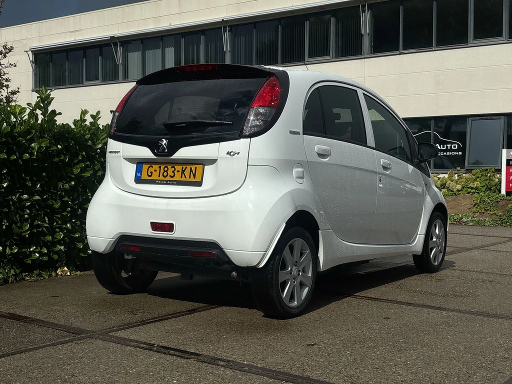 Peugeot iOn – foto 4
