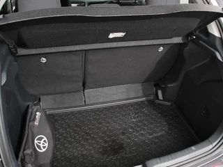 Toyota Yaris – thumbnail 23