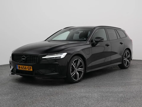 Volvo V60 2.0 T6 Recharge AWD R-Design | CAMERA | KEYLESS | STOEL- EN STUURVERW. | TREKHAAK