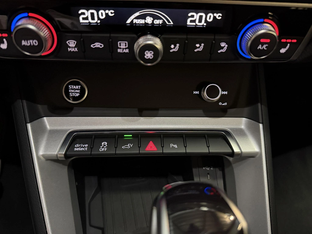 Audi Q3 – foto 32