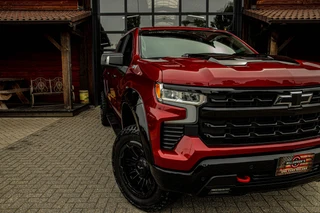 Chevrolet Silverado – thumbnail 10