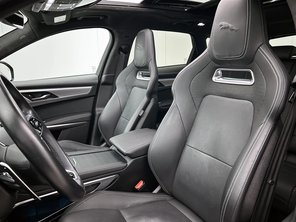 Jaguar F-PACE – foto 38