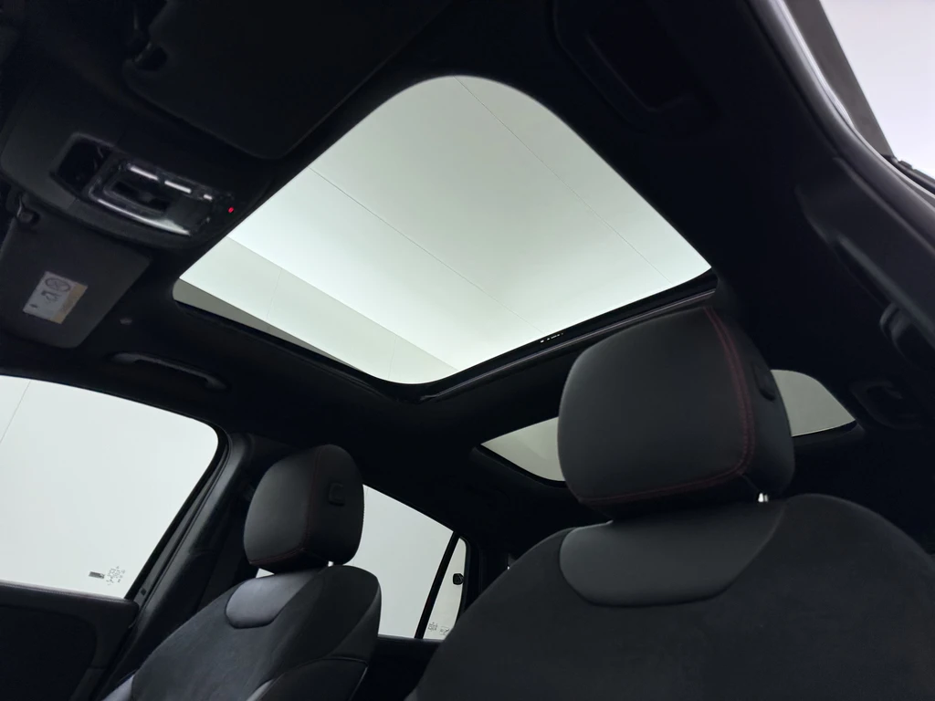 Mercedes-Benz EQA – foto 15