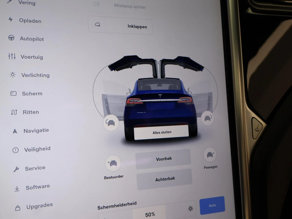 Tesla Model X – foto 32