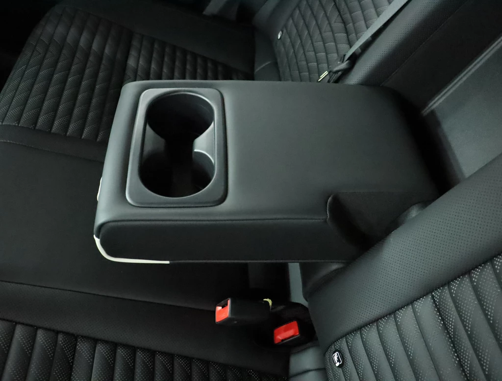 Kia EV4 – foto 40