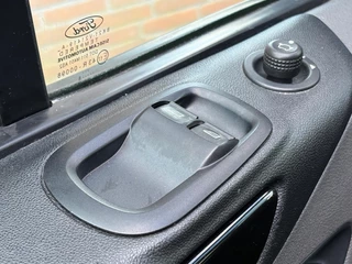 Ford Transit Custom – thumbnail 27