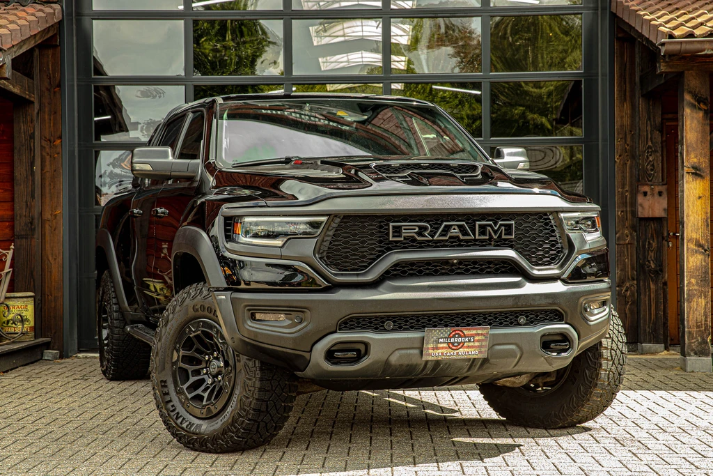 Dodge Ram 1500 – foto 9