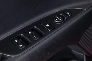 Kia Stonic – thumbnail 12