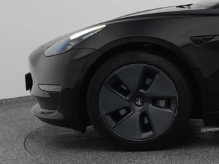 Tesla Model 3 – thumbnail 32