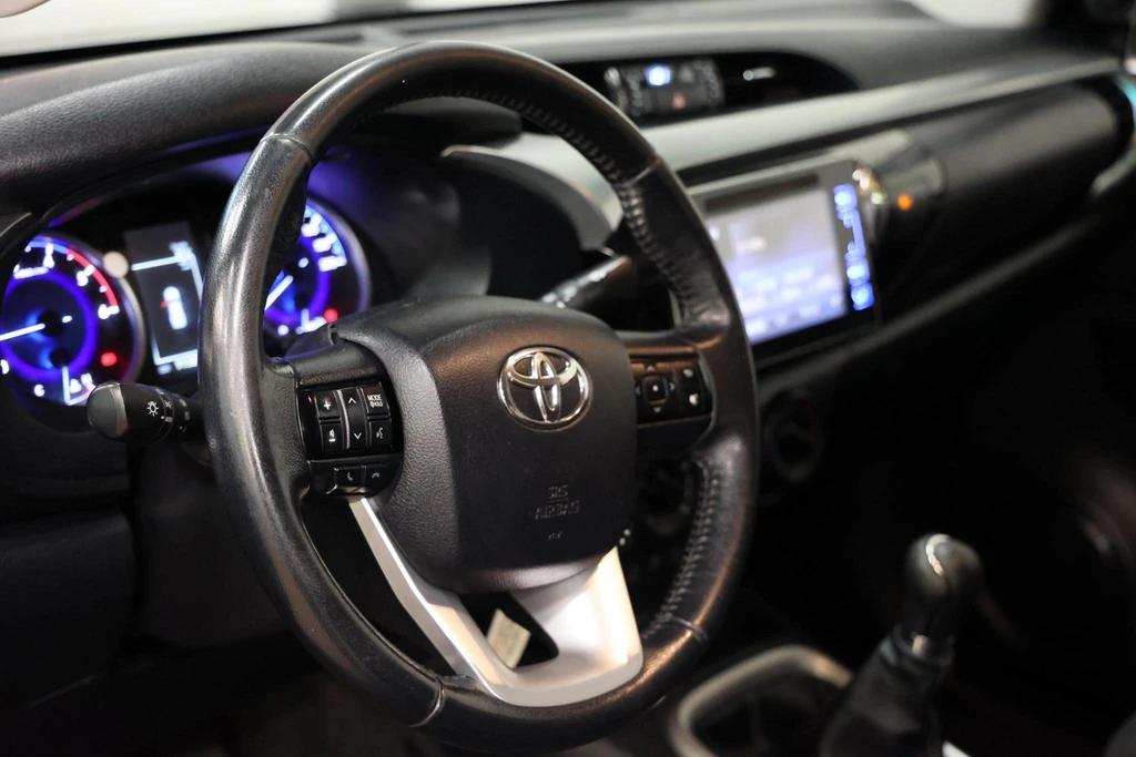Toyota Hilux – foto 11
