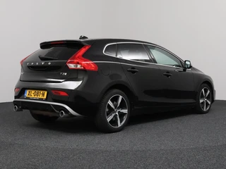 Volvo V40 – thumbnail 4