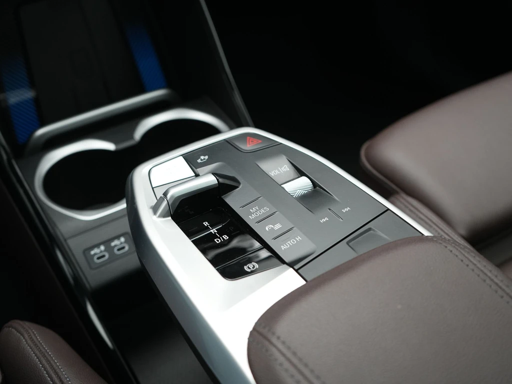 BMW iX1 – foto 42