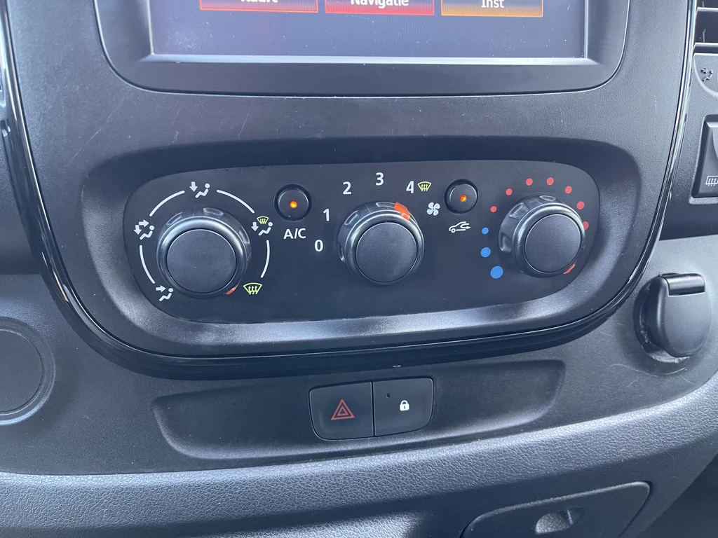 Opel Vivaro – foto 23