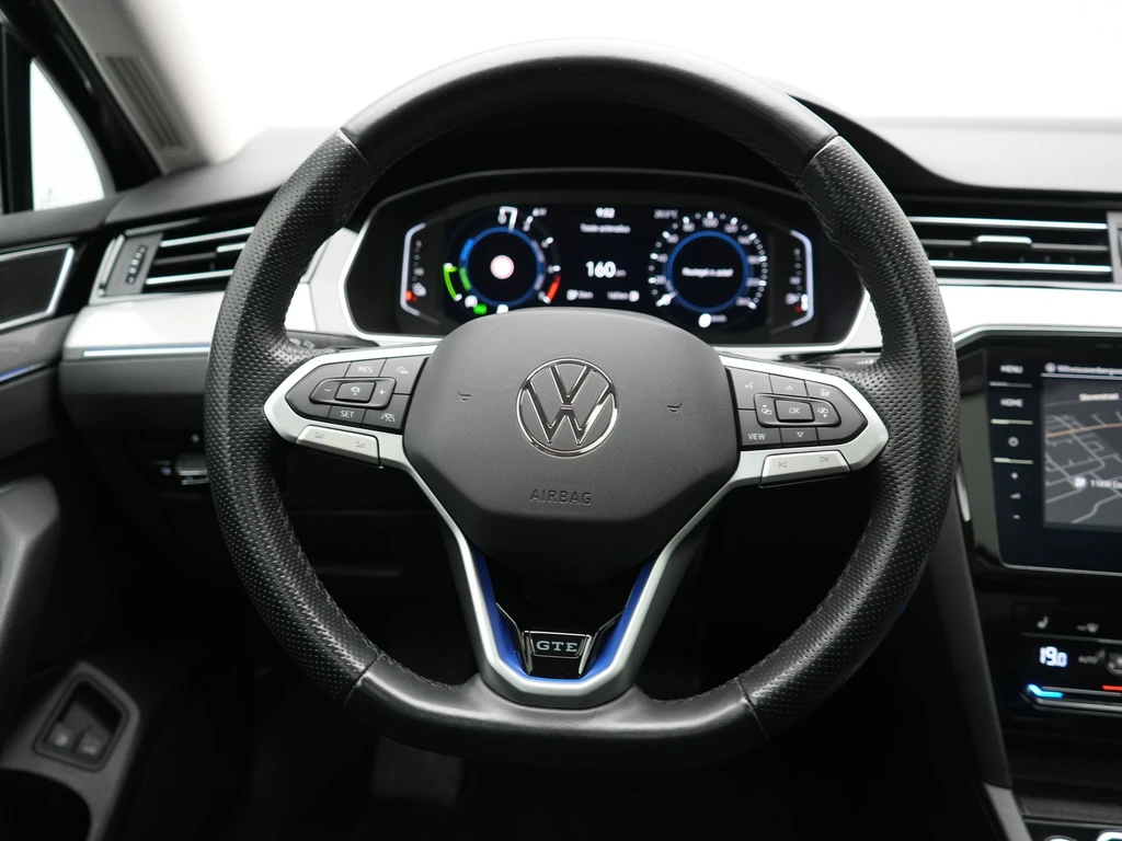 Volkswagen Passat – foto 24