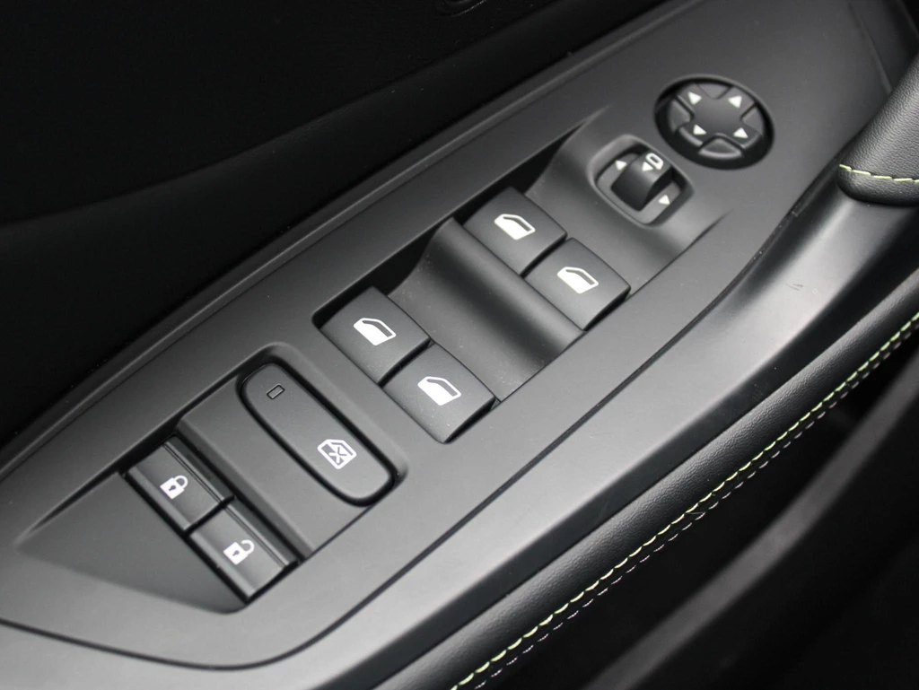 Peugeot e-308 – foto 33