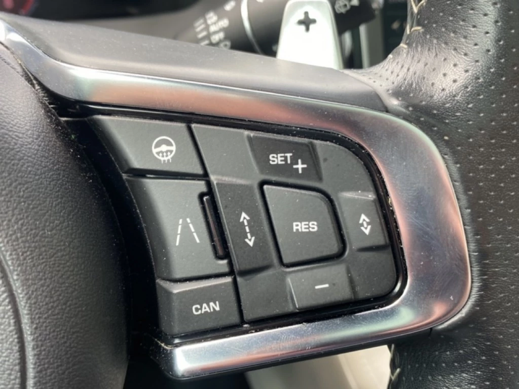 Jaguar F-PACE – foto 21