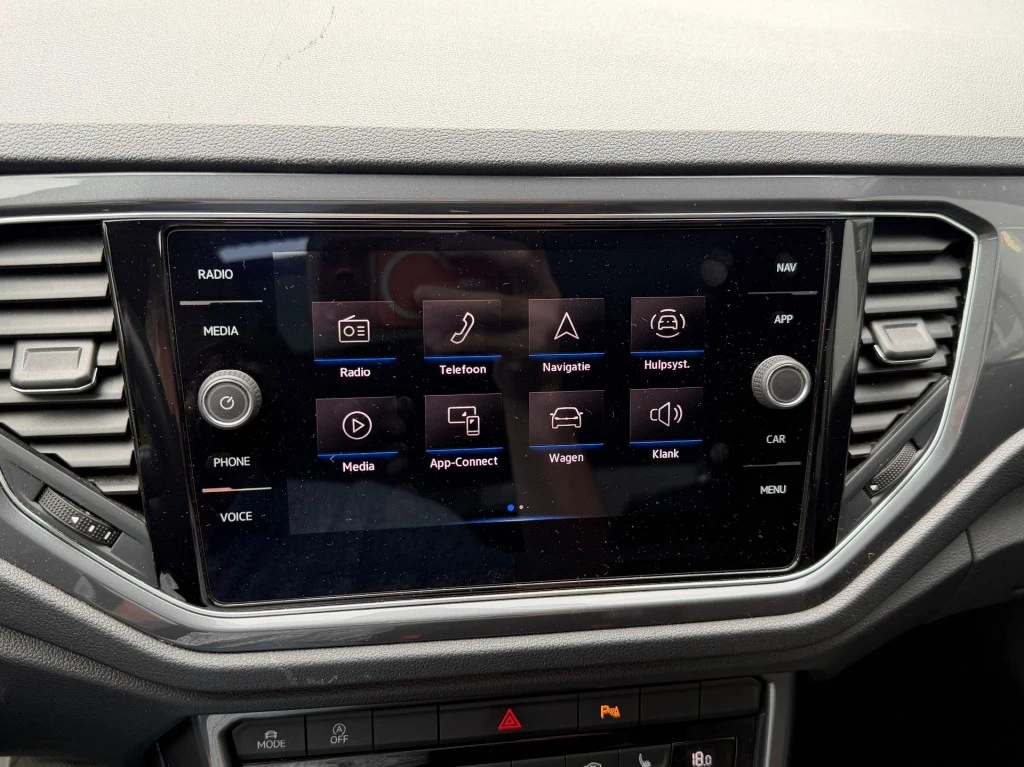 Volkswagen T-Roc – foto 18