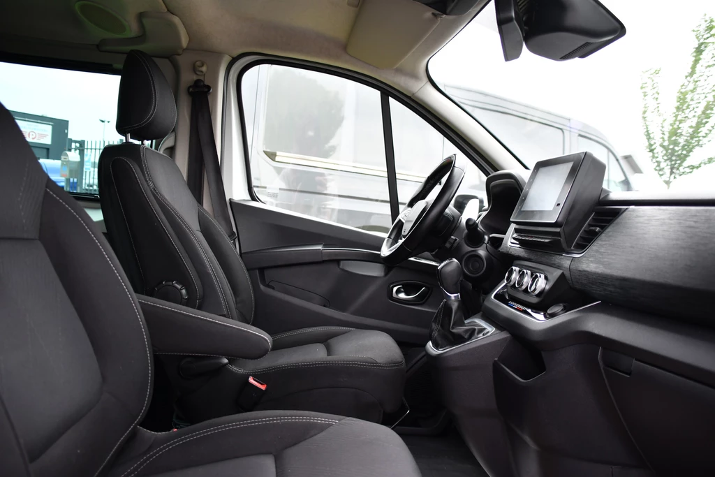 Renault Trafic – foto 21
