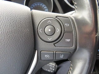 Toyota Auris – thumbnail 20
