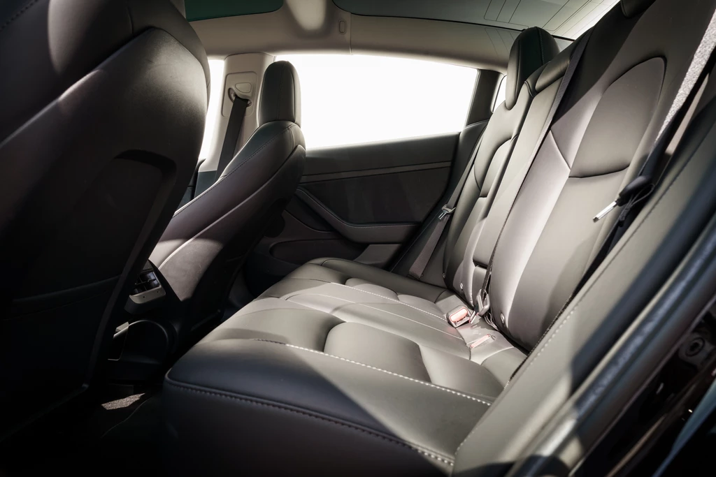 Tesla Model 3 – foto 18