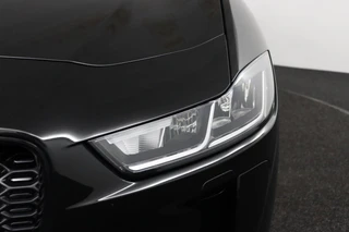 Jaguar I-PACE – thumbnail 32