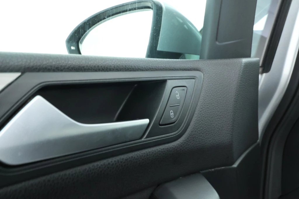 Volkswagen Touran – foto 11