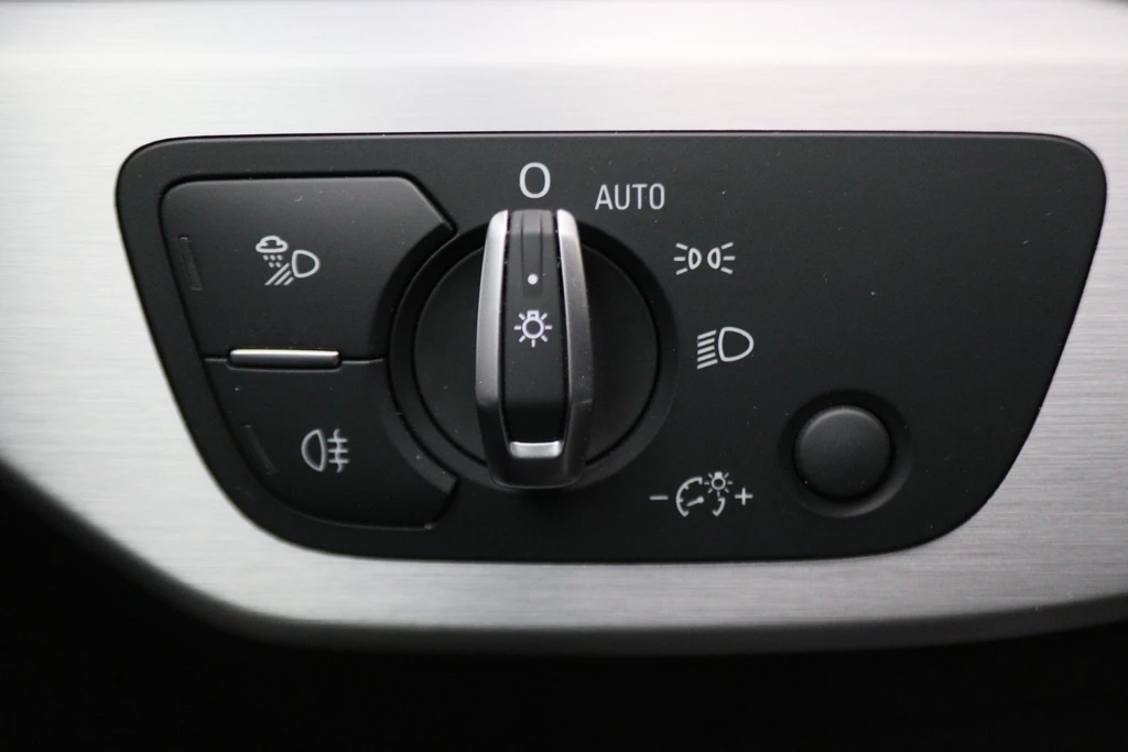 Audi A4 – foto 33