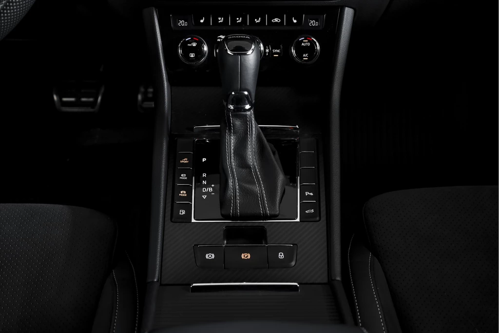 Škoda Superb – foto 29